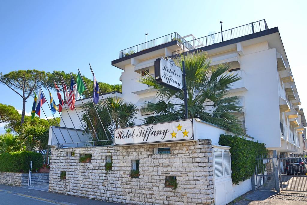 Hotel Tiffany Marina di Massa Exterior photo